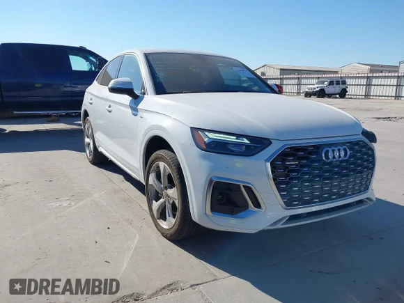✅ 2024 Audi Q5 Sportback S line Premium Plus • VIN: WA15AAFYXR2087701 • Лот: 43386816. Опубликован ранее на IAAI с пробегом 14 497 миль. Бесплатный доступ к архиву аукционных продаж из США и подробный отчёт об истории автомобиля на DreamBid. Изображение 1.
