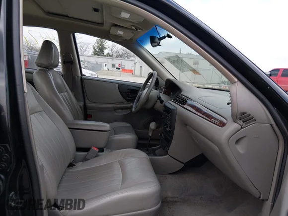 ✅ 2001 Chevrolet Malibu LS • VIN: 1G1NE52J616175998 • Lot: 44748963. Listed on IAAI with 120,558 mi. Free auction sales archive from the USA and detailed vehicle history report at DreamBid. Image 5.