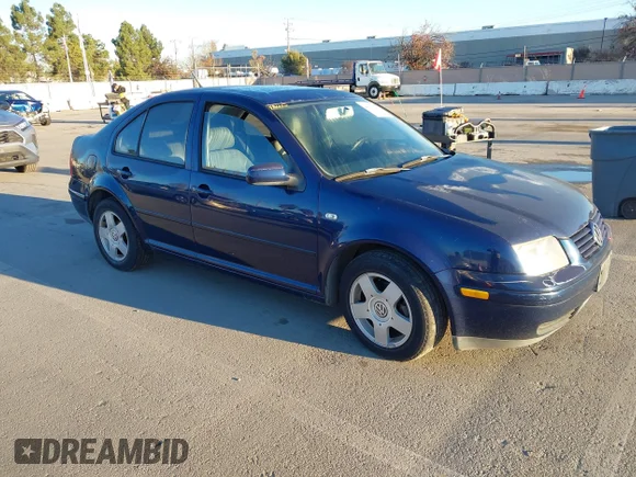 ✅ 2001 Volkswagen Jetta • VIN: 3VWST29MX1M018681 • Лот: 44040124. Опубликован ранее на IAAI с пробегом 182 274 миль. Бесплатный доступ к архиву аукционных продаж из США и подробный отчёт об истории автомобиля на DreamBid. Изображение 1.