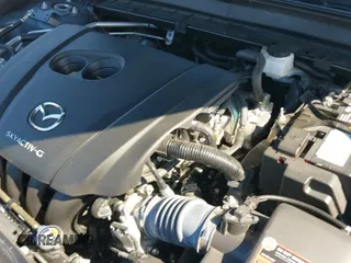 ✅ 2022 Mazda CX-30 S Preferred • VIN: 3MVDMBCL8NM447282 • Лот: 41467530. Опубликован ранее на IAAI с пробегом 15 288 миль. Бесплатный доступ к архиву аукционных продаж из США и подробный отчёт об истории автомобиля на DreamBid. Изображение 19.