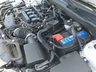 ✅ 2024 Honda Civic Sport Touring • VIN: 19XFL1G89RE028886 • Lot: 42464861. Wystawiony na IAAI z przebiegiem 25 614 mil. Bezpłatny archiwum sprzedaży aukcyjnych z USA i szczegółowy raport historii pojazdu na DreamBid. Zdjęcie 19.