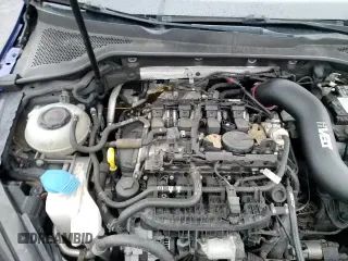 ✅ 2017 Volkswagen Golf R • VIN: WVWWF7AU5HW109114 • Lot: 93516665. Wystawiony na Copart z przebiegiem 56 760 mil. Bezpłatny archiwum sprzedaży aukcyjnych z USA i szczegółowy raport historii pojazdu na DreamBid. Zdjęcie 13.