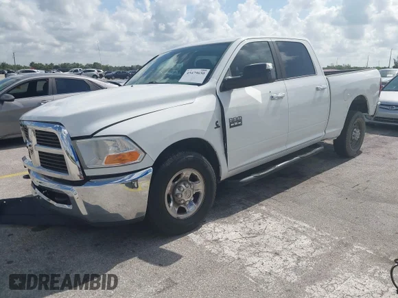 ✅ 2011 Ram 2500 SLT • VIN: 3D7TP2CL7BG518590 • Лот: 45479650. Опубликован ранее на IAAI с пробегом 90 822 миль. Бесплатный доступ к архиву аукционных продаж из США и подробный отчёт об истории автомобиля на DreamBid. Изображение 2.