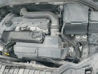 ✅ 2015 Volvo V60 T5 Premier • VIN: YV1612SB7F1208813 • Лот: 42436557. Опубликован ранее на IAAI с пробегом 123 776 миль. Бесплатный доступ к архиву аукционных продаж из США и подробный отчёт об истории автомобиля на DreamBid. Изображение 18.