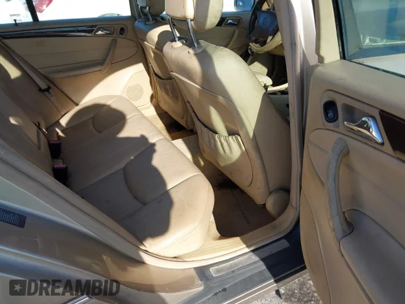 ✅ 2004 Mercedes-Benz C 240 • VIN: WDBRF61J34A557919 • Лот: 44676569. Опубліковано раніше на IAAI з пробігом 146 243 миль. Безкоштовний доступ до архіву аукціонних продажів зі США та докладний звіт про історію автомобіля на DreamBid. Зображення 8.