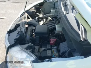 ✅ 2019 Nissan NV200 S • VIN: 3N6CM0KNXKK695123 • Lot: 43121294. Wystawiony na IAAI z przebiegiem 90 607 mil. Bezpłatny archiwum sprzedaży aukcyjnych z USA i szczegółowy raport historii pojazdu na DreamBid. Zdjęcie 19.