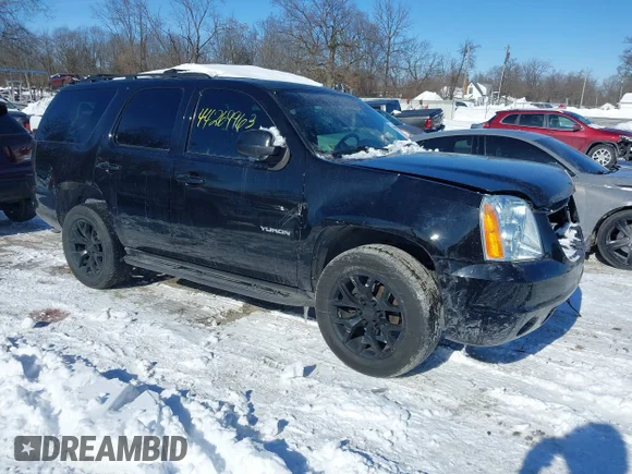 ✅ 2013 GMC Yukon SLE • VIN: 1GKS2AE07DR331827 • Lot: 44269963. Listed on IAAI with 231,671 mi. Free auction sales archive from the USA and detailed vehicle history report at DreamBid. Image 1.