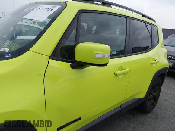 ✅ 2017 Jeep Renegade Latitude • VIN: ZACCJABB2HPG12527 • Lot: 45267720. Wystawiony na IAAI z przebiegiem 104 381 mil. Bezpłatny archiwum sprzedaży aukcyjnych z USA i szczegółowy raport historii pojazdu na DreamBid. Zdjęcie 6.