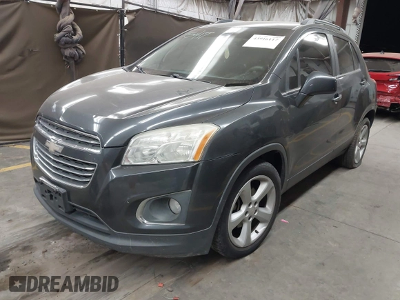 ✅ 2016 Chevrolet Trax LTZ • VIN: 3GNCJMSB3GL170471 • Lot: 43916117. Wystawiony na IAAI z przebiegiem 185 190 mil. Bezpłatny archiwum sprzedaży aukcyjnych z USA i szczegółowy raport historii pojazdu na DreamBid. Zdjęcie 2.