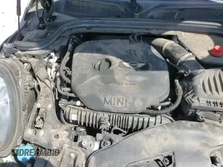 ✅ 2018 MINI Hardtop 4 Door Cooper S • VIN: WMWXU3C50J2F50669 • Lot: 55924355. Wystawiony na Copart z przebiegiem 64 702 mil. Bezpłatny archiwum sprzedaży aukcyjnych z USA i szczegółowy raport historii pojazdu na DreamBid. Zdjęcie 16.