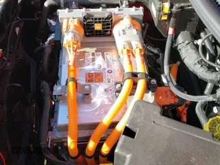 ✅ 2024 FIAT 500e INSPI(RED) • VIN: ZFAFFAA46RX213143 • Lot: 41101312. Listed on IAAI with 4,254 mi. Free auction sales archive from the USA and detailed vehicle history report at DreamBid. Image 19.