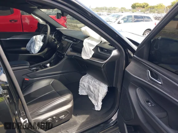 ✅ 2025 Jeep Grand Cherokee Limited • VIN: 1C4RJJBG2S8676491 • Lot: 44810491. Wystawiony na IAAI z przebiegiem 24 229 mil. Bezpłatny archiwum sprzedaży aukcyjnych z USA i szczegółowy raport historii pojazdu na DreamBid. Zdjęcie 5.