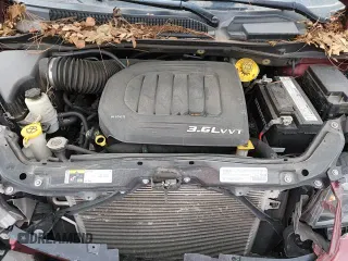 ✅ 2018 Dodge Grand Caravan GT • VIN: 2C4RDGEG1JR336841 • Лот: 68304305. Опубликован ранее на Copart с пробегом 102 771 миль. Бесплатный доступ к архиву аукционных продаж из США и подробный отчёт об истории автомобиля на DreamBid. Изображение 14.