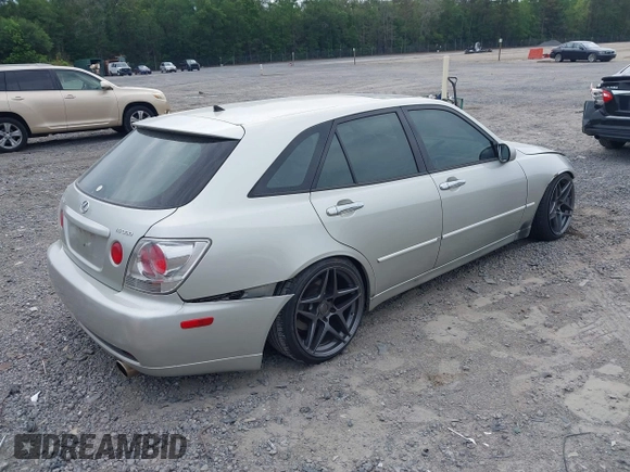 ✅ 2002 Lexus IS 300/350 • VIN: JTHED192620043635 • Lot: 42191811. Listed on IAAI with 154,644 mi. Free auction sales archive from the USA and detailed vehicle history report at DreamBid. Image 4.