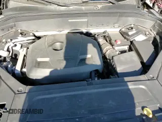 ✅ 2018 Volvo XC90 Momentum • VIN: YV4A22PKXJ1390292 • Lot: 85834825. Wystawiony na Copart z przebiegiem 146 273 mil. Bezpłatny archiwum sprzedaży aukcyjnych z USA i szczegółowy raport historii pojazdu na DreamBid. Zdjęcie 16.