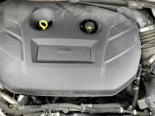 ✅ 2017 Ford Escape Titanium • VIN: 1FMCU0J93HUE90366 • Lot: 85295135. Wystawiony na Copart z przebiegiem 94 058 mil. Bezpłatny archiwum sprzedaży aukcyjnych z USA i szczegółowy raport historii pojazdu na DreamBid. Zdjęcie 14.