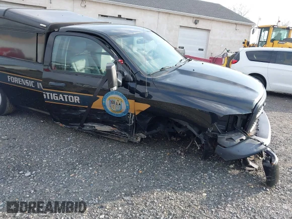 ✅ 2019 Ram 1500 Tradesman • VIN: 3C6JR7DG3KG569747 • Lot: 43723354. Wystawiony na IAAI z przebiegiem 41 670 mil. Bezpłatny archiwum sprzedaży aukcyjnych z USA i szczegółowy raport historii pojazdu na DreamBid. Zdjęcie 6.