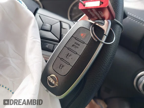 ✅ 2024 Nissan Sentra SV • VIN: 3N1AB8CV3RY315773 • Lot: 44578884. Wystawiony na IAAI z przebiegiem 38 038 mil. Bezpłatny archiwum sprzedaży aukcyjnych z USA i szczegółowy raport historii pojazdu na DreamBid. Zdjęcie 11.