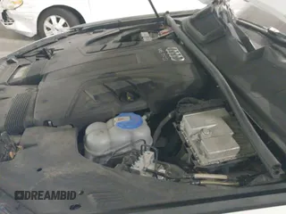 ✅ 2017 Audi Q7 Prestige • VIN: WA1VAAF72HD017300 • Lot: 42591721. Wystawiony na IAAI z przebiegiem 125 826 mil. Bezpłatny archiwum sprzedaży aukcyjnych z USA i szczegółowy raport historii pojazdu na DreamBid. Zdjęcie 19.