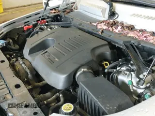 ✅ 2021 Land Rover Defender • VIN: SALE2ERU9M2037277 • Lot: 41314652. Wystawiony na IAAI z przebiegiem 41 368 mil. Bezpłatny archiwum sprzedaży aukcyjnych z USA i szczegółowy raport historii pojazdu na DreamBid. Zdjęcie 25.