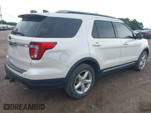 ✅ 2018 Ford Explorer XLT • VIN: 1FM5K7D86JGC13919 • Лот: 45397630. Опубліковано раніше на IAAI з пробігом 63 060 миль. Безкоштовний доступ до архіву аукціонних продажів зі США та докладний звіт про історію автомобіля на DreamBid. Зображення 4.
