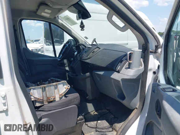 ✅ 2018 Ford Transit • VIN: 1FTYR1ZM6JKA46765 • Лот: 45551955. Опубликован ранее на IAAI с пробегом Не указан. Бесплатный доступ к архиву аукционных продаж из США и подробный отчёт об истории автомобиля на DreamBid. Изображение 5.