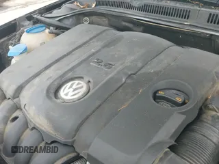 ✅ 2011 Volkswagen Jetta SE • VIN: 3VWDZ7AJ1BM054752 • Lot: 42361126. Listed on IAAI with 240,341 mi. Free auction sales archive from the USA and detailed vehicle history report at DreamBid. Image 12.