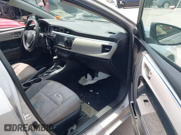 ✅ 2014 Toyota Corolla S Plus • VIN: 5YFBURHE3EP140154 • Lot: 45268706. Wystawiony na IAAI z przebiegiem 250 618 mil. Bezpłatny archiwum sprzedaży aukcyjnych z USA i szczegółowy raport historii pojazdu na DreamBid. Zdjęcie 5.