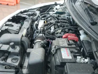 ✅ 2025 Nissan Versa SR • VIN: 3N1CN8FV7SL833593 • Lot: 43784341. Wystawiony na IAAI z przebiegiem 32 907 mil. Bezpłatny archiwum sprzedaży aukcyjnych z USA i szczegółowy raport historii pojazdu na DreamBid. Zdjęcie 20.