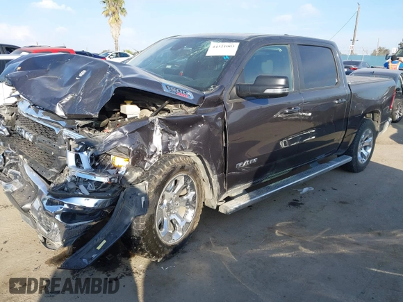 ✅ 2021 Ram 1500 Big Horn • VIN: 1C6RREFMXMN807761 • Lot: 44321003. Wystawiony na IAAI z przebiegiem 67 757 mil. Bezpłatny archiwum sprzedaży aukcyjnych z USA i szczegółowy raport historii pojazdu na DreamBid. Zdjęcie 2.