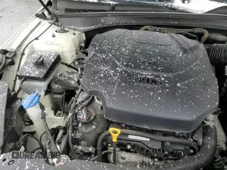 ✅ 2017 Kia Cadenza Premium • VIN: KNALC4J17H5062817 • Lot: 91589235. Listed on Copart with 90,005 mi. Free auction sales archive from the USA and detailed vehicle history report at DreamBid. Image 16.