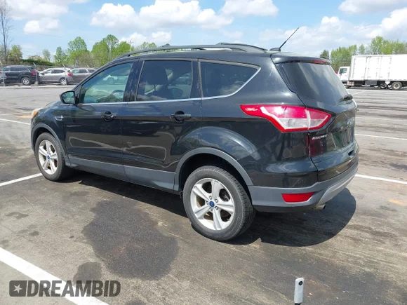 ✅ 2013 Ford Escape SE • VIN: 1FMCU0GX9DUB18126 • Lot: 44789231. Listed on IAAI with 133,729 mi. Free auction sales archive from the USA and detailed vehicle history report at DreamBid. Image 3.