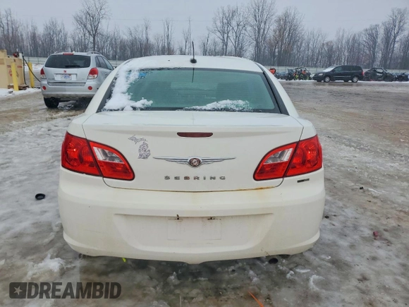 ✅ 2010 Chrysler Sebring Limited • VIN: 1C3CC5FB6AN233934 • Lot: 99093165. Wystawiony na Copart z przebiegiem 222 924 mil. Bezpłatny archiwum sprzedaży aukcyjnych z USA i szczegółowy raport historii pojazdu na DreamBid. Zdjęcie 6.