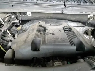 ✅ 2019 Ford Expedition Max Platinum • VIN: 1FMJK1MT0KEA45854 • Lot: 90902025. Wystawiony na Copart z przebiegiem 113 959 mil. Bezpłatny archiwum sprzedaży aukcyjnych z USA i szczegółowy raport historii pojazdu na DreamBid. Zdjęcie 14.