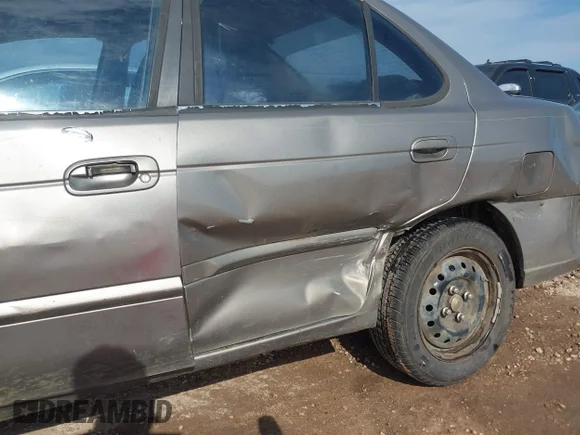 ✅ 2005 Nissan Sentra 1.8 • VIN: 3N1CB51D35L577821 • Лот: 41457488. Опубликован ранее на IAAI с пробегом 220 197 миль. Бесплатный доступ к архиву аукционных продаж из США и подробный отчёт об истории автомобиля на DreamBid. Изображение 6.