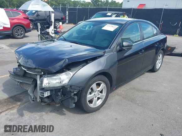 ✅ 2015 Chevrolet Cruze LT • VIN: 1G1PC5SB2F7293345 • Lot: 42973817. Wystawiony na IAAI z przebiegiem 191 888 mil. Bezpłatny archiwum sprzedaży aukcyjnych z USA i szczegółowy raport historii pojazdu na DreamBid. Zdjęcie 2.