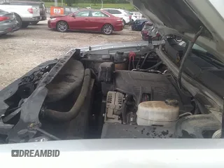 ✅ 2014 Chevrolet Silverado 2500HD Work Truck • VIN: 1GC0KVCGXEF123504 • Lot: 42224449. Wystawiony na IAAI z przebiegiem 134 731 mil. Bezpłatny archiwum sprzedaży aukcyjnych z USA i szczegółowy raport historii pojazdu na DreamBid. Zdjęcie 22.