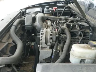 2014 Chevrolet Suburban LT z VIN 1GNSCJE07ER219935, wystawiony jako IAAI lot #42286843 z przebiegiem 175 459 mil mil oraz . Historia ofert i sprzedaży dostępna na DreamBid. Obrazek 19.