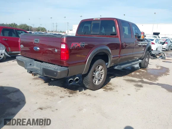 ✅ 2015 Ford F-250 King Ranch • VIN: 1FT7W2BTXFEB43596 • Лот: 44064055. Опубліковано раніше на IAAI з пробігом 243 751 миль. Безкоштовний доступ до архіву аукціонних продажів зі США та докладний звіт про історію автомобіля на DreamBid. Зображення 4.