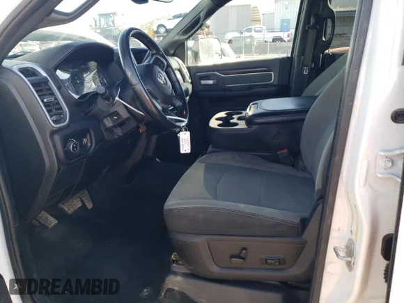 ✅ 2022 Ram 2500 Big Horn • VIN: 3C6UR5DL7NG201767 • Лот: 84206644. Опубліковано раніше на Copart з пробігом 88 398 миль. Безкоштовний доступ до архіву аукціонних продажів зі США та докладний звіт про історію автомобіля на DreamBid. Зображення 7.