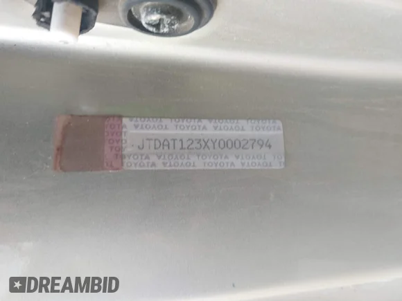 ✅ 2000 Toyota ECHO • VIN: JTDAT123XY0002794 • Lot: 41516958. Wystawiony na IAAI z przebiegiem Nie podano. Bezpłatny archiwum sprzedaży aukcyjnych z USA i szczegółowy raport historii pojazdu na DreamBid. Zdjęcie 9.