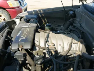 ✅ 2000 Toyota Tundra SR5 • VIN: 5TBBT4415YS083517 • Lot: 43231467. Listed on IAAI with 238,728 mi. Free auction sales archive from the USA and detailed vehicle history report at DreamBid. Image 12.