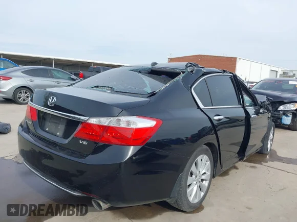 ✅ 2015 Honda Accord EX-L • VIN: 1HGCR3F80FA026586 • Lot: 43950767. Wystawiony na IAAI z przebiegiem 236 391 mil. Bezpłatny archiwum sprzedaży aukcyjnych z USA i szczegółowy raport historii pojazdu na DreamBid. Zdjęcie 4.