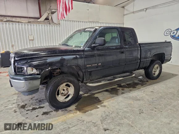 ✅ 2000 Dodge 1500 • VIN: 3B7HF13Z1YM237543 • Лот: 94180325. Опубліковано раніше на Copart з пробігом 193 414 миль. Безкоштовний доступ до архіву аукціонних продажів зі США та докладний звіт про історію автомобіля на DreamBid. Зображення 1.