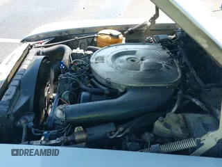 ✅ 1981 Mercedes-Benz 380 SL • VIN: WDBBA45A5BB001553 • Лот: 42537023. Опубликован ранее на IAAI с пробегом 131 127 миль. Бесплатный доступ к архиву аукционных продаж из США и подробный отчёт об истории автомобиля на DreamBid. Изображение 12.