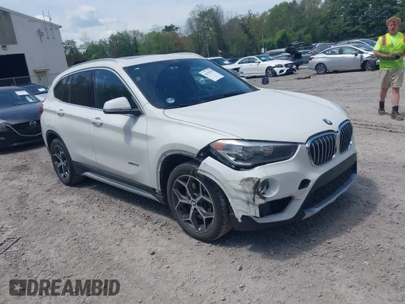 ✅ 2018 BMW X1 xDrive28i • VIN: WBXHT3C3XJ5K29875 • Лот: 45154705. Опубликован ранее на IAAI с пробегом 171 815 миль. Бесплатный доступ к архиву аукционных продаж из США и подробный отчёт об истории автомобиля на DreamBid. Изображение 1.