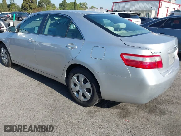✅ 2009 Toyota Camry LE • VIN: 4T4BE46K59R109846 • Lot: 44992616. Wystawiony na IAAI z przebiegiem 107 280 mil. Bezpłatny archiwum sprzedaży aukcyjnych z USA i szczegółowy raport historii pojazdu na DreamBid. Zdjęcie 3.