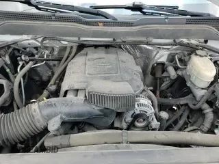 ✅ 2018 Chevrolet Silverado 2500HD LT • VIN: 1GC1CVEG9JF150203 • Lot: 70230545. Wystawiony na Copart z przebiegiem 110 978 mil. Bezpłatny archiwum sprzedaży aukcyjnych z USA i szczegółowy raport historii pojazdu na DreamBid. Zdjęcie 13.