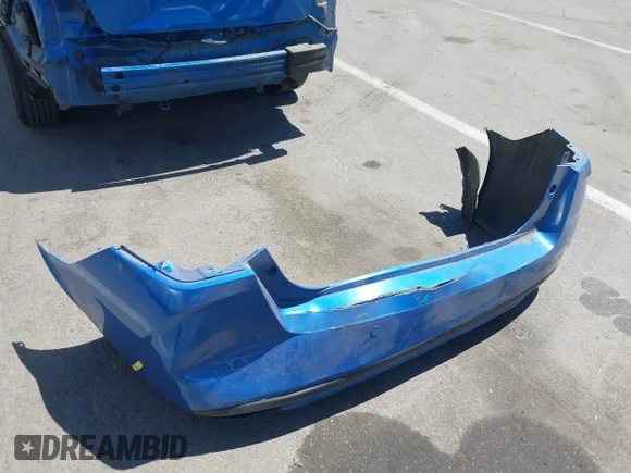 ✅ 2021 Nissan Versa SV • VIN: 3N1CN8EV2ML826815 • Lot: 45125233. Wystawiony na IAAI z przebiegiem 60 528 mil. Bezpłatny archiwum sprzedaży aukcyjnych z USA i szczegółowy raport historii pojazdu na DreamBid. Zdjęcie 12.