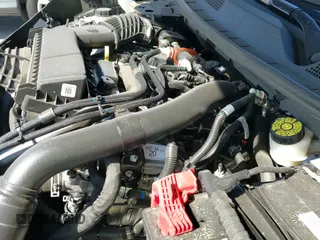 ✅ 2023 Lincoln Corsair Standard • VIN: 5LMCJ1CAXPUL17655 • Lot: 40741596. Wystawiony na IAAI z przebiegiem 66 954 mil. Bezpłatny archiwum sprzedaży aukcyjnych z USA i szczegółowy raport historii pojazdu na DreamBid. Zdjęcie 20.